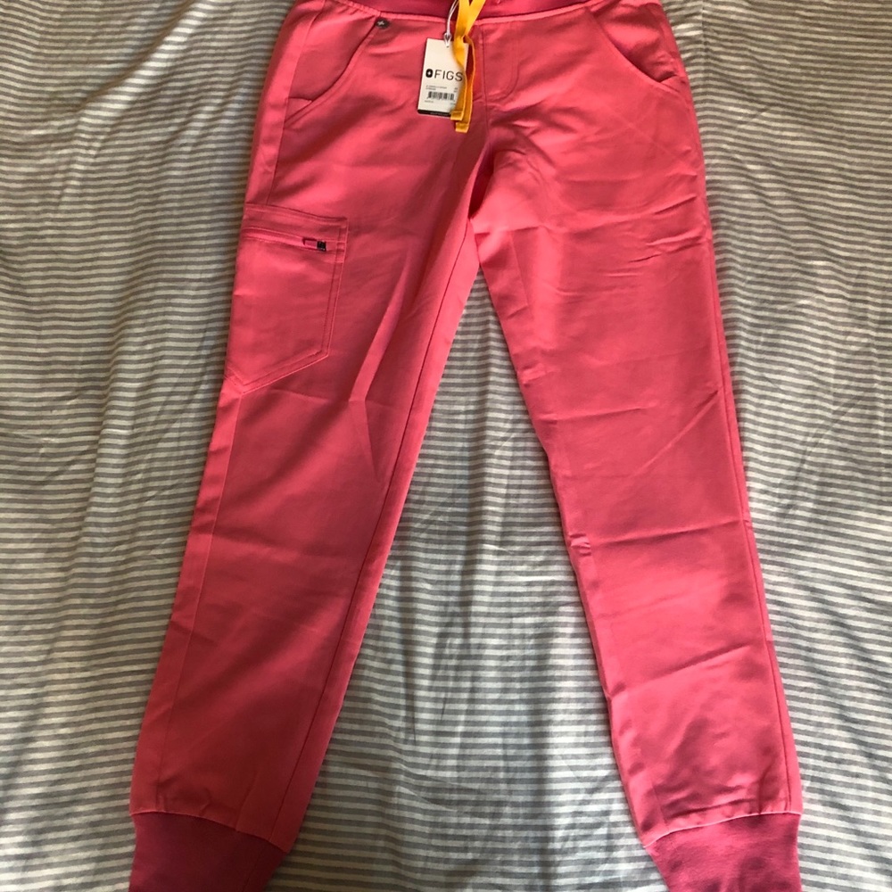 Figs Zamora pink jogger scrub pants